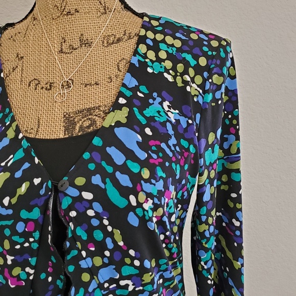 Passports Abstract Multicolor print top Black Under Top S - Picture 2 of 7